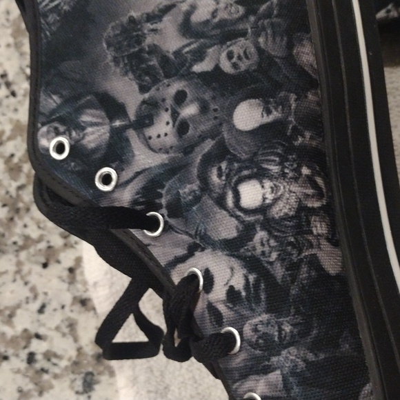Men's size 12 horror theme shoe - Picture 5 of 11